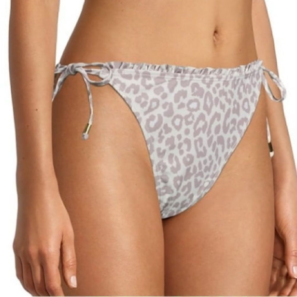 XOXO Women’s Gray And‎ Cream Cheetah Print String Bikini Bottoms, Size M, NWT